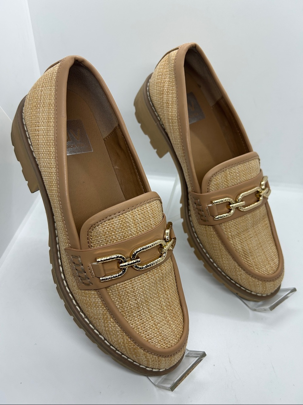 Dolce Vita Tan Raffia-Textured Loafers with Gold Chain Sz Us 7 - Picture 2 of 13